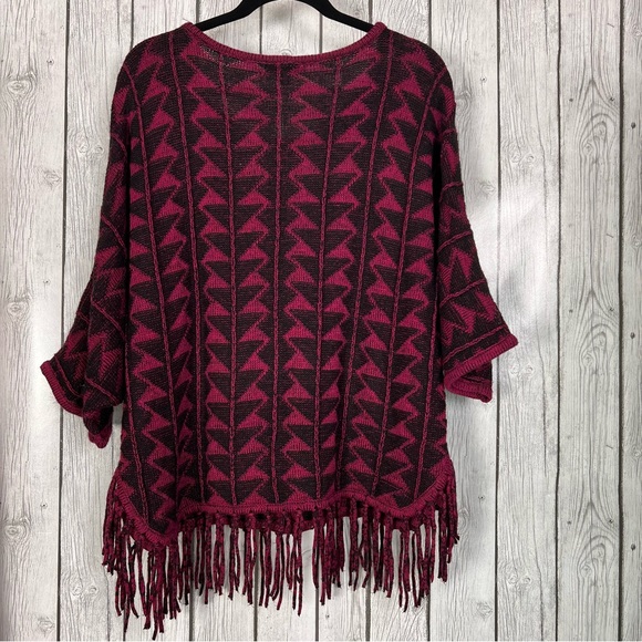 Relativity Geometric Sweater Dolman Sleeve Fringe Bottom Size L - Picture 2 of 8